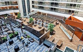 Embassy Suites By Hilton Minneapolis Airport